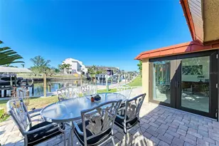 9409 Catalina Dr, Bradenton, FL 34210 - Photo 41