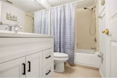 4420 W 46th Avenue W #104, Bradenton, FL 34210 - Photo 9