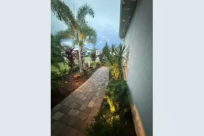 10233 Lake Wales Circle, Sarasota, FL 34241 - Photo 57