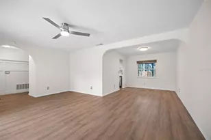 12481 Regency Ave, Seminole, FL 33772 - Photo 11