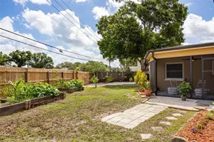 12481 Regency Ave, Seminole, FL 33772 - Photo 45