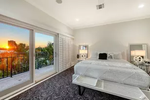 344 W Royal Flamingo Dr, Sarasota, FL 34236 - Photo 41