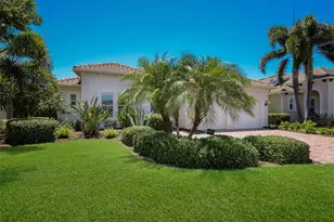 4821 Royal Dornoch Cir, Bradenton, FL 34211 - Photo 3