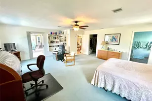 98 Hourglass Dr, Venice, FL 34293 - Photo 29