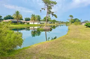 98 Hourglass Dr, Venice, FL 34293 - Photo 29