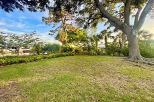 98 Hourglass Dr, Venice, FL 34293 - Photo 29
