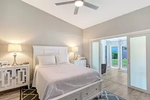 5649 Westwind Ln, Sarasota, FL 34231 - Photo 13
