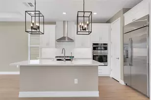 2217 6th St E, Palmetto, FL 34221 - Photo 9