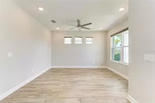 4745 Antrim Dr, Sarasota, FL 34240 - Photo 11