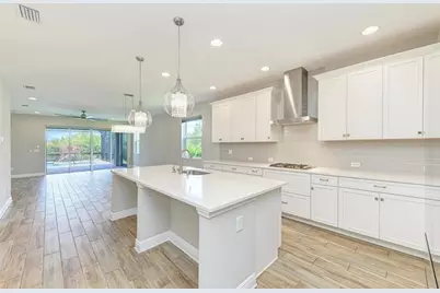 4745 Antrim Drive, Sarasota, FL 34240 - Photo 13