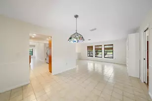 4954 Candlebush Cir, Sarasota, FL 34241 - Photo 7