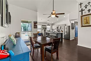3703 31st St E, Bradenton, FL 34208 - Photo 5