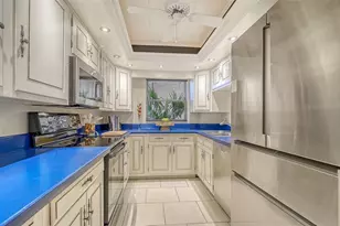1355 S Portofino Dr, Sarasota, FL 34242 - Photo 31