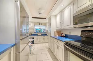 1355 S Portofino Dr, Sarasota, FL 34242 - Photo 33