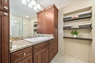4352 Kingston Loop, Sarasota, FL 34238 - Photo 17