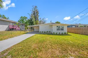 6908 11th Ave E, Palmetto, FL 34221 - Photo 1