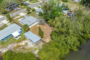 6908 11th Ave E, Palmetto, FL 34221 - Photo 27
