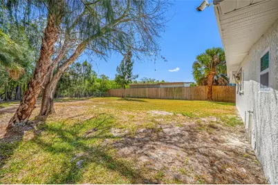 6908 11th Avenue E, Palmetto, FL 34221 - Photo 33