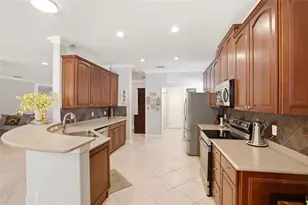 7131 67th Terrace E, Bradenton, FL 34203 - Photo 9