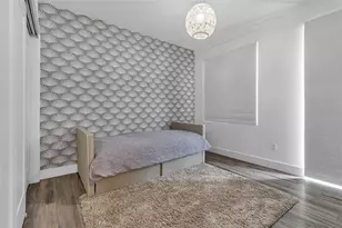 1703 N Tamiami Trl, Sarasota, FL 34234 - Photo 25
