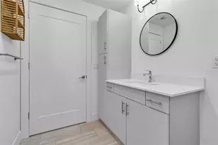 1703 N Tamiami Trl, Sarasota, FL 34234 - Photo 23