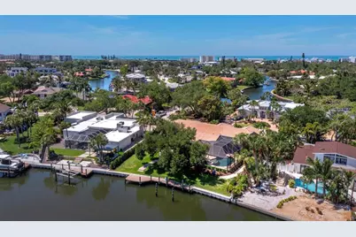 819 Paradise Way, Sarasota, FL 34242 - Photo 51