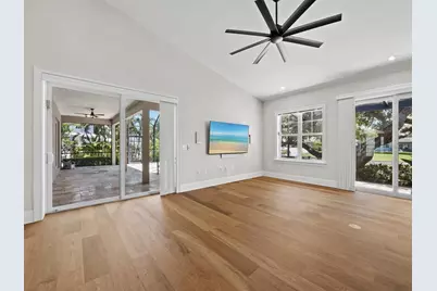 819 Paradise Way, Sarasota, FL 34242 - Photo 19