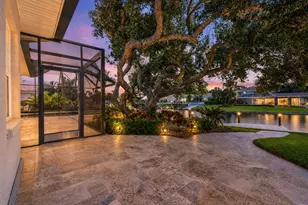 819 Paradise Way, Sarasota, FL 34242 - Photo 5