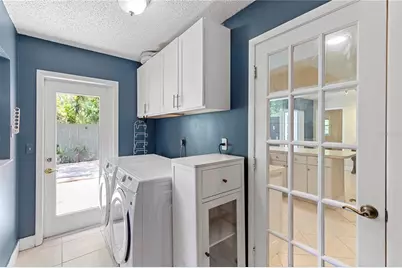 2576 Huntington Avenue, Sarasota, FL 34232 - Photo 11