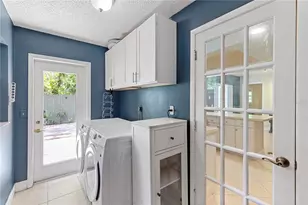 2576 Huntington Ave, Sarasota, FL 34232 - Photo 11