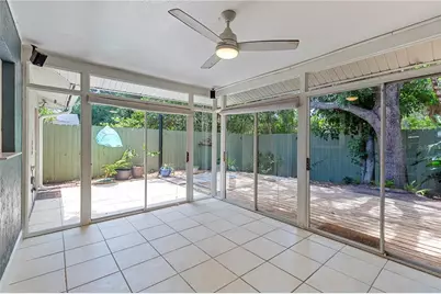 2576 Huntington Avenue, Sarasota, FL 34232 - Photo 17