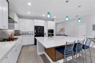 5344 Wishing Arch Dr, Apollo Beach, FL 33572 - Photo 5
