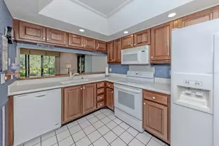 868 Bird Bay Way, Venice, FL 34285 - Photo 11