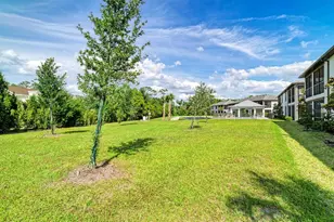 5687 N Honore Ave, Sarasota, FL 34243 - Photo 25