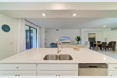 5687 N Honore Avenue #411, Sarasota, FL 34243 - Photo 11