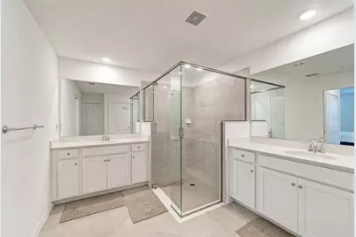 5687 N Honore Avenue #411, Sarasota, FL 34243 - Photo 13