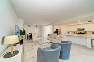 5687 N Honore Ave, Sarasota, FL 34243 - Photo 5