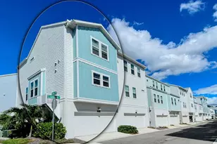 2300 Lindstrom St, Sarasota, FL 34237 - Photo 9