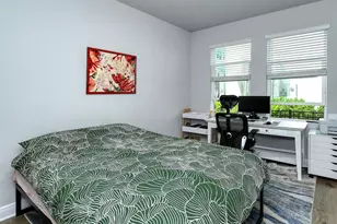 2300 Lindstrom St, Sarasota, FL 34237 - Photo 13