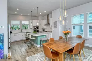 2300 Lindstrom St, Sarasota, FL 34237 - Photo 27