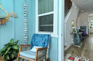 2300 Lindstrom St, Sarasota, FL 34237 - Photo 7