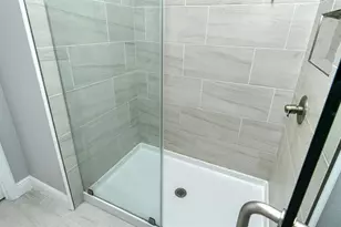 2300 Lindstrom St, Sarasota, FL 34237 - Photo 39