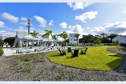 2300 Lindstrom Street, Sarasota, FL 34237 - Photo 57