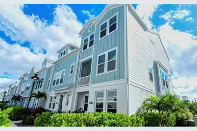 2300 Lindstrom Street, Sarasota, FL 34237 - Photo 1