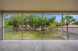 7660 Sweetbay Cir, Bradenton, FL 34203 - Photo 23