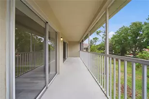 7660 Sweetbay Cir, Bradenton, FL 34203 - Photo 25