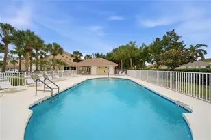 7660 Sweetbay Cir, Bradenton, FL 34203 - Photo 31