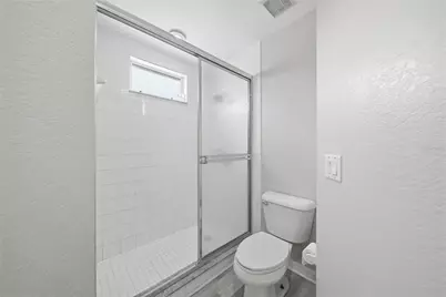 7660 Sweetbay Circle, Bradenton, FL 34203 - Photo 23