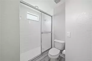 7660 Sweetbay Cir, Bradenton, FL 34203 - Photo 23