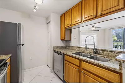 5655 Bentgrass Drive #9-111, Sarasota, FL 34235 - Photo 15